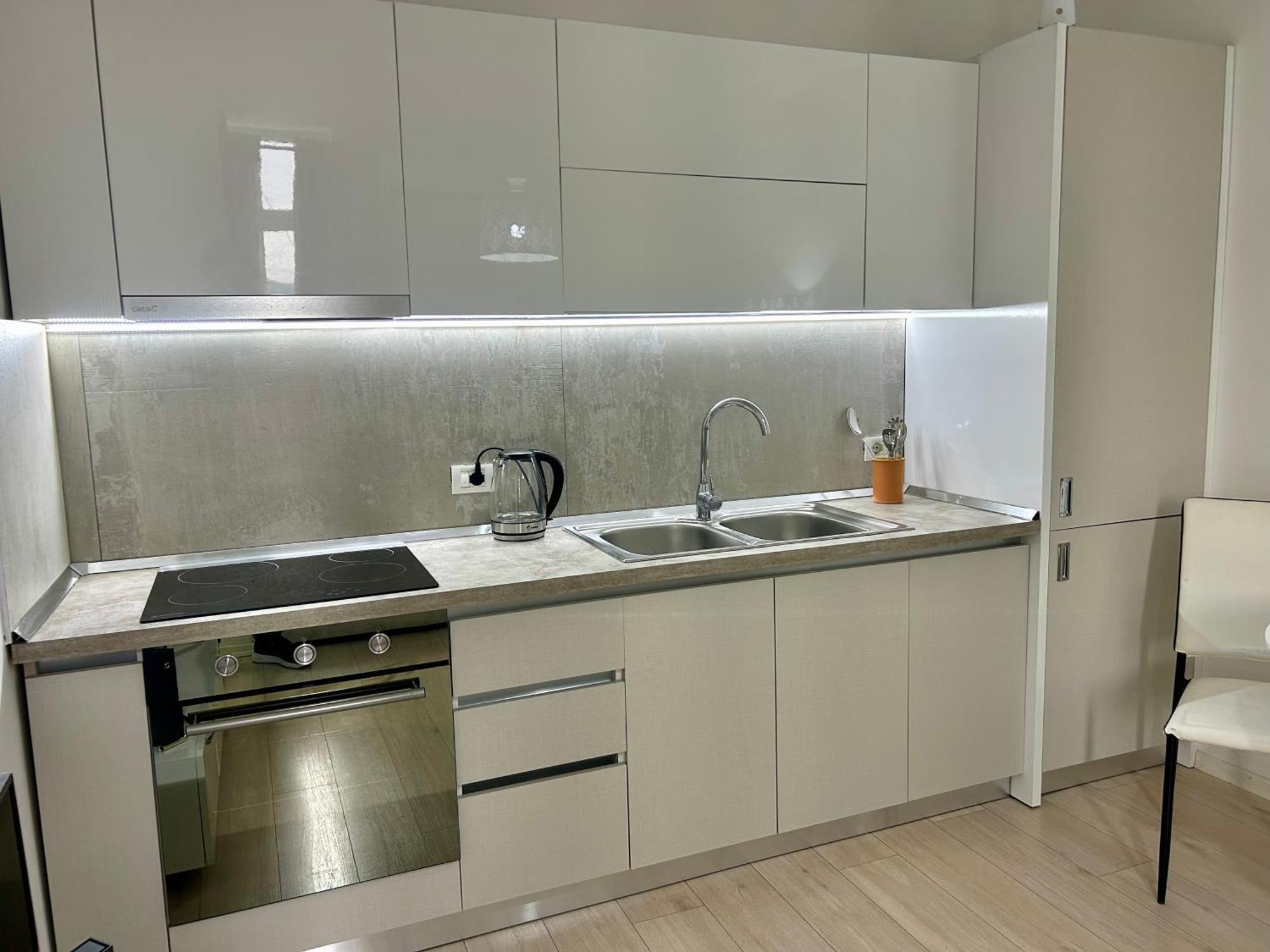 A&X Lovely And Central Apartment - 24H Self Check-In Тирана Екстериор снимка