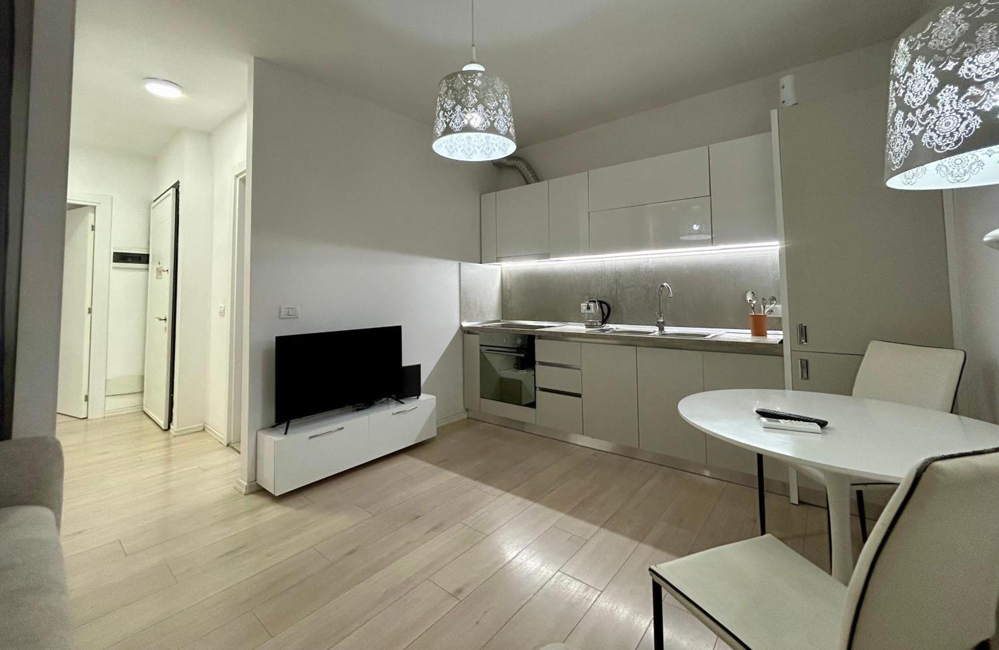 A&X Lovely And Central Apartment - 24H Self Check-In Тирана Екстериор снимка