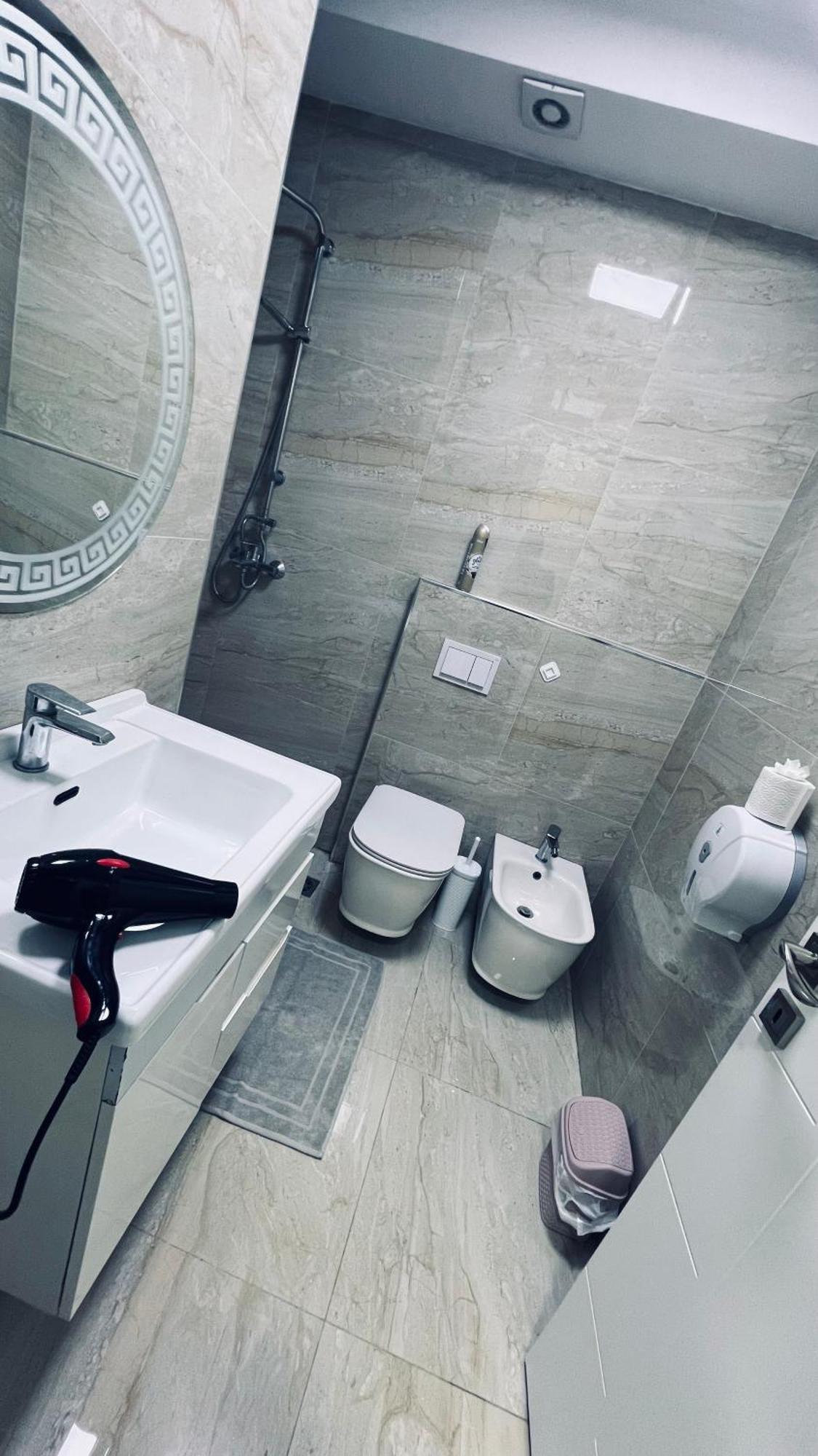 A&X Lovely And Central Apartment - 24H Self Check-In Тирана Екстериор снимка